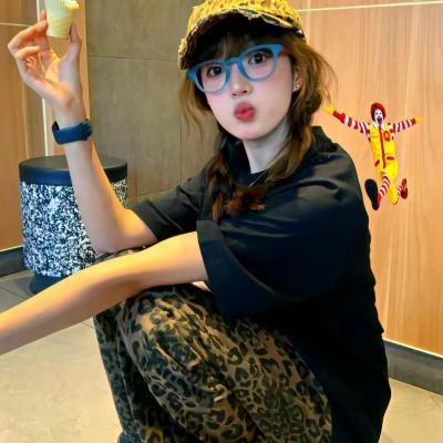 当女孩遇到熊